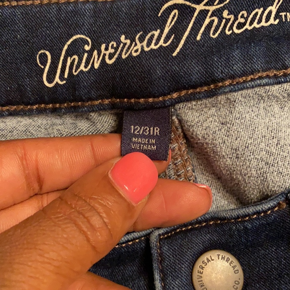 Universal Thread Jeans - Picture 3 of 5